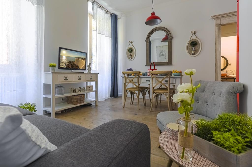 Cassini Gt - 1 Bedroom - Balcony - Place Garibaldi Nizza Exterior foto
